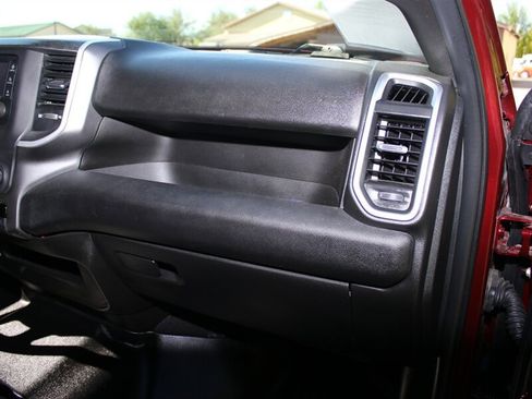 Used 2024 RAM 2500 Big Horn AWD/4WD image 48