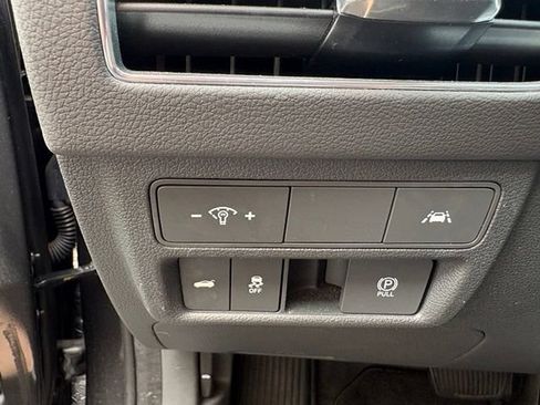 Used 2023 Hyundai Sonata SEL FWD image 11