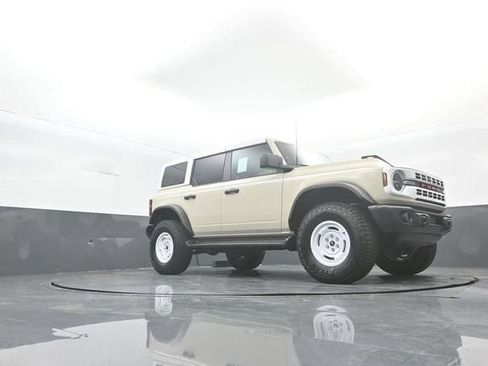 New 2026 Ford Bronco Heritage Edition AWD/4WD image 32