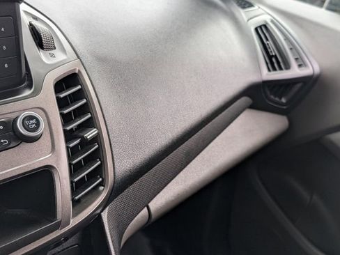 Used 2020 Ford Transit Connect XL image 20