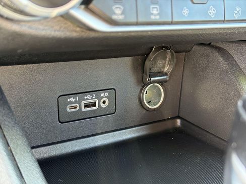 Used 2023 Nissan Sentra SR w/ Trunk Package FWD image 35