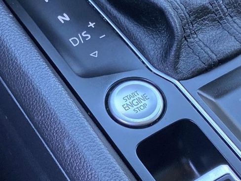 Used 2019 Volkswagen Atlas SEL image 12