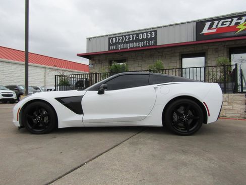 Used 2015 Chevrolet Corvette Stingray Coupe w/ 2LT Preferred Equipment Group RWD image 2