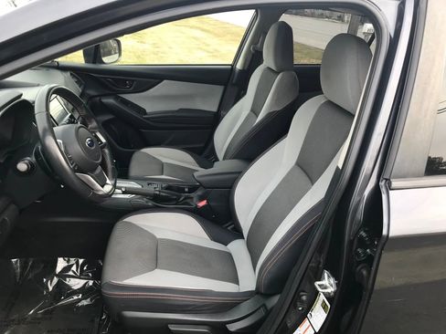 Used 2019 Subaru Crosstrek 2.0i Premium image 2