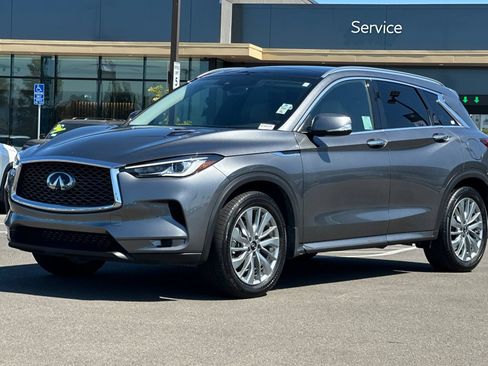 Certified 2025 INFINITI QX50 Luxe AWD/4WD image 8