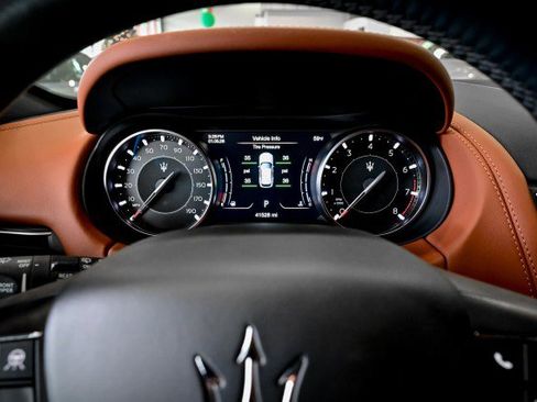 Used 2022 Maserati Levante GT image 35