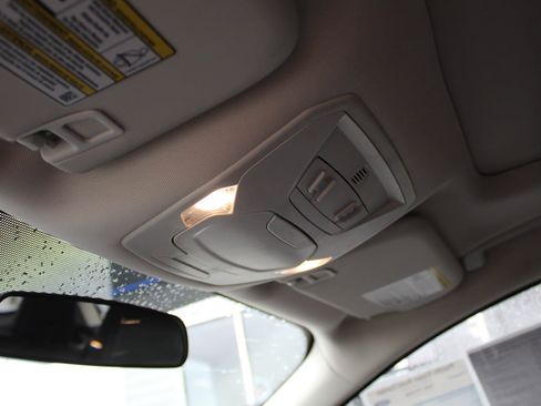 Used 2018 Ford Escape SEL w/ Canadian Touring Package AWD/4WD image 32