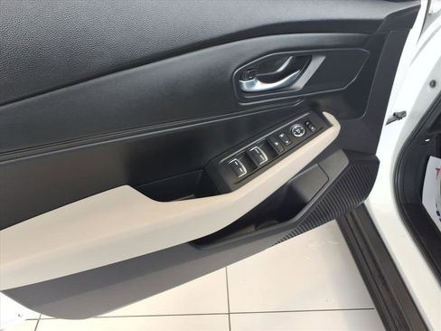 New 2025 Honda Accord SE image 10