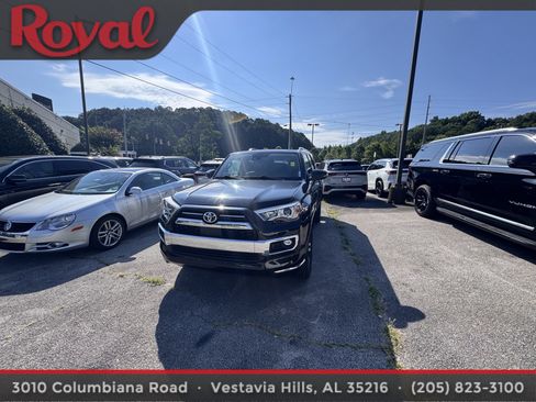 Used 2021 Toyota 4Runner Limited RWD image 12