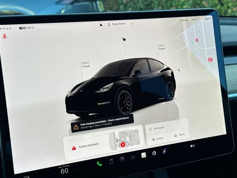 Used 2022 Tesla Model Y Performance image 24