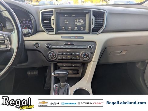 Used 2017 Kia Sportage EX image 12