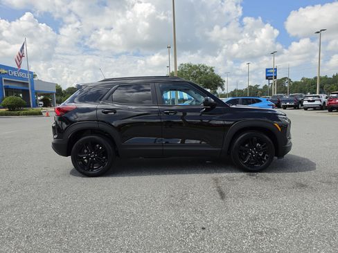 New 2026 Chevrolet TrailBlazer LT w/ Convenience Package FWD image 3