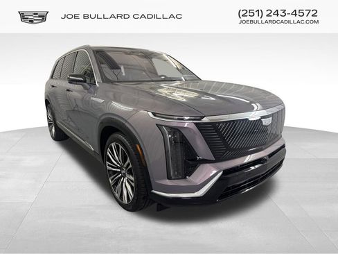 New 2026 Cadillac Vistiq Premium Luxury w/ LPO, Floor Liner Package image 1