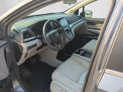 Used 2019 Honda Odyssey EX image 7
