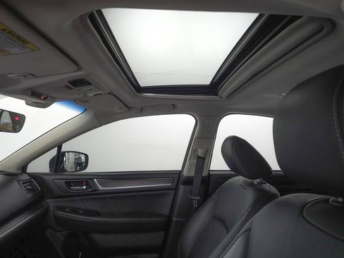 Used 2019 Subaru Legacy 2.5i Limited AWD/4WD image 6