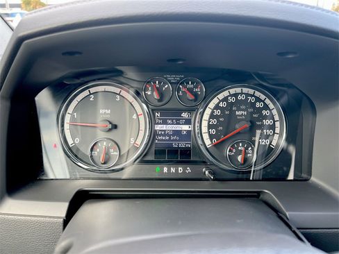 Used 2011 RAM 2500 Laramie image 11