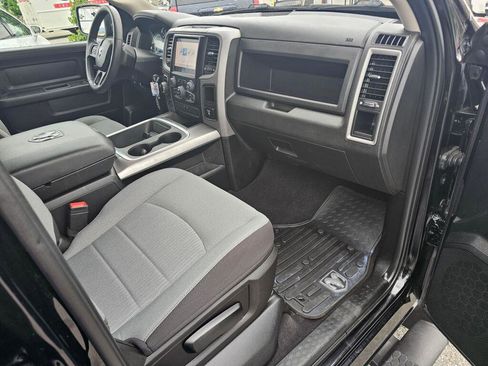 Used 2022 RAM 1500 Express w/ Wheel & Sound Group AWD/4WD image 10