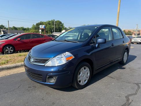 Used 2011 Nissan Versa 1.8 S w/ Plus Pkg FWD image 3