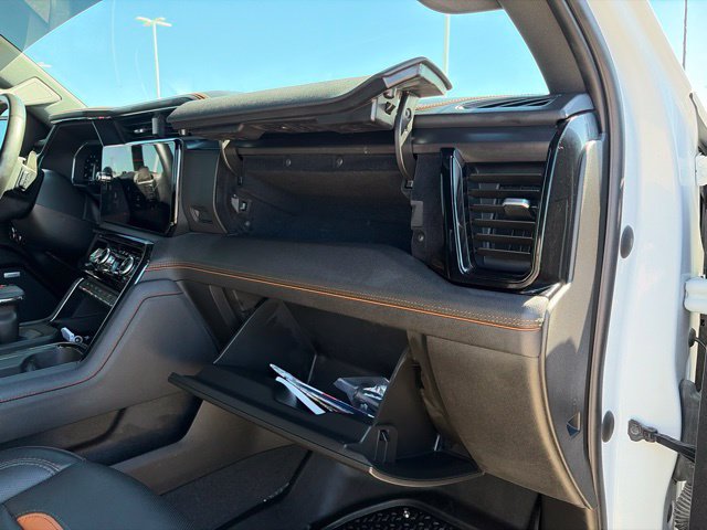Used 2023 GMC Sierra 1500 AT4 w/ Technology Package AWD/4WD image 57