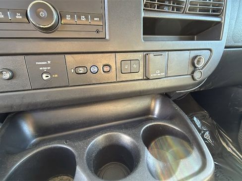 Used 2019 Chevrolet Express 3500 LT w/ LT Preferred Equipment Group image 21