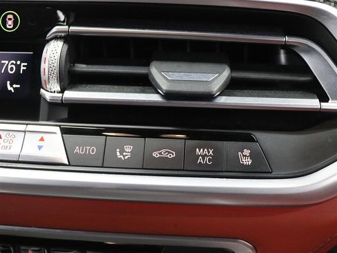 Used 2021 BMW X5 M w/ Executive Package image 40