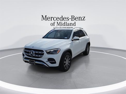 Used 2024 Mercedes-Benz GLE 450 GLE 450 Exclusive 4MATIC image 4