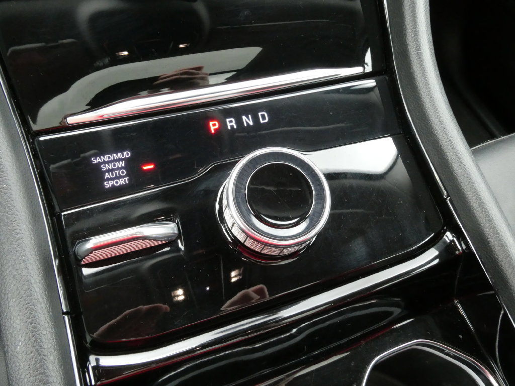 Used 2021 Jeep Grand Cherokee L Limited AWD/4WD image 28