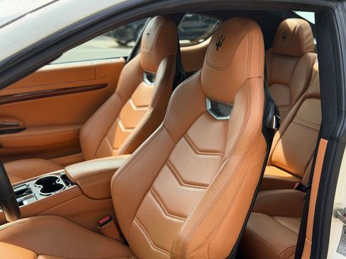 Used 2013 Maserati GranTurismo Sport RWD image 24