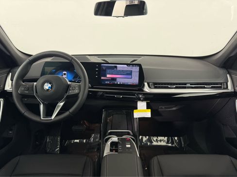 New 2026 BMW X1 xDrive28i w/ Technology Package image 13
