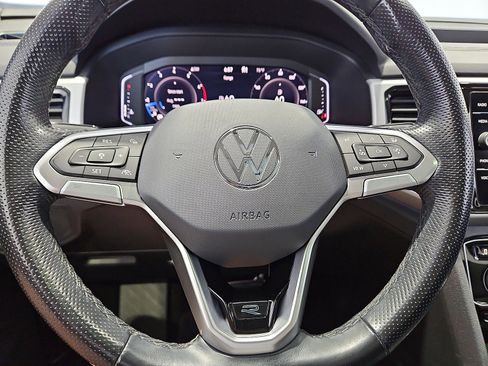 Certified 2022 Volkswagen Atlas SEL R-Line AWD/4WD image 21