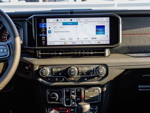 New 2026 Jeep Gladiator Rubicon image 15