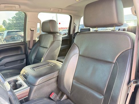 Used 2017 GMC Sierra 1500 SLT w/ SLT Premium Package AWD/4WD image 21