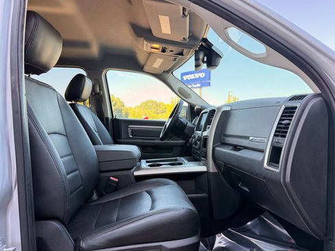 Used 2019 RAM 1500 Big Horn AWD/4WD image 27