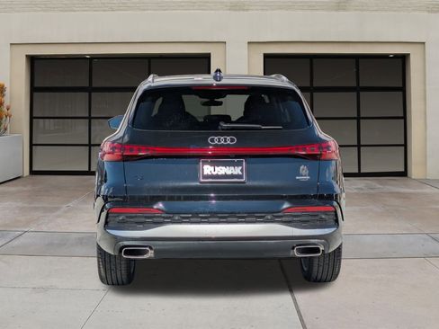 New 2025 Audi Q5 Premium Plus image 4