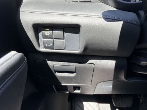 Used 2021 Toyota Highlander XSE image 13