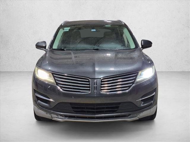 Used 2017 Lincoln MKC Premiere FWD image 2