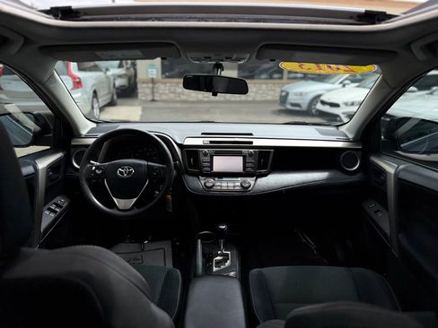 Used 2013 Toyota RAV4 XLE FWD image 25