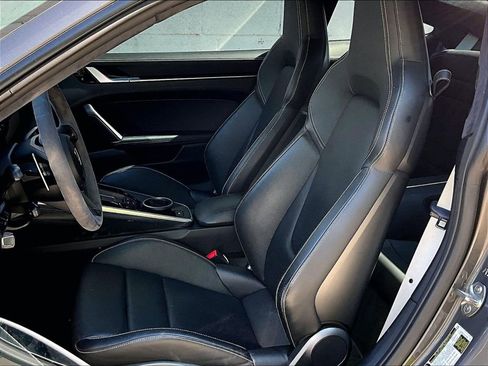 Certified 2020 Porsche 911 Carrera 4S AWD/4WD image 5