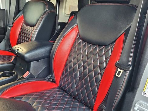 Used 2015 Jeep Wrangler Unlimited Sport w/ Quick Order Package 24S image 20