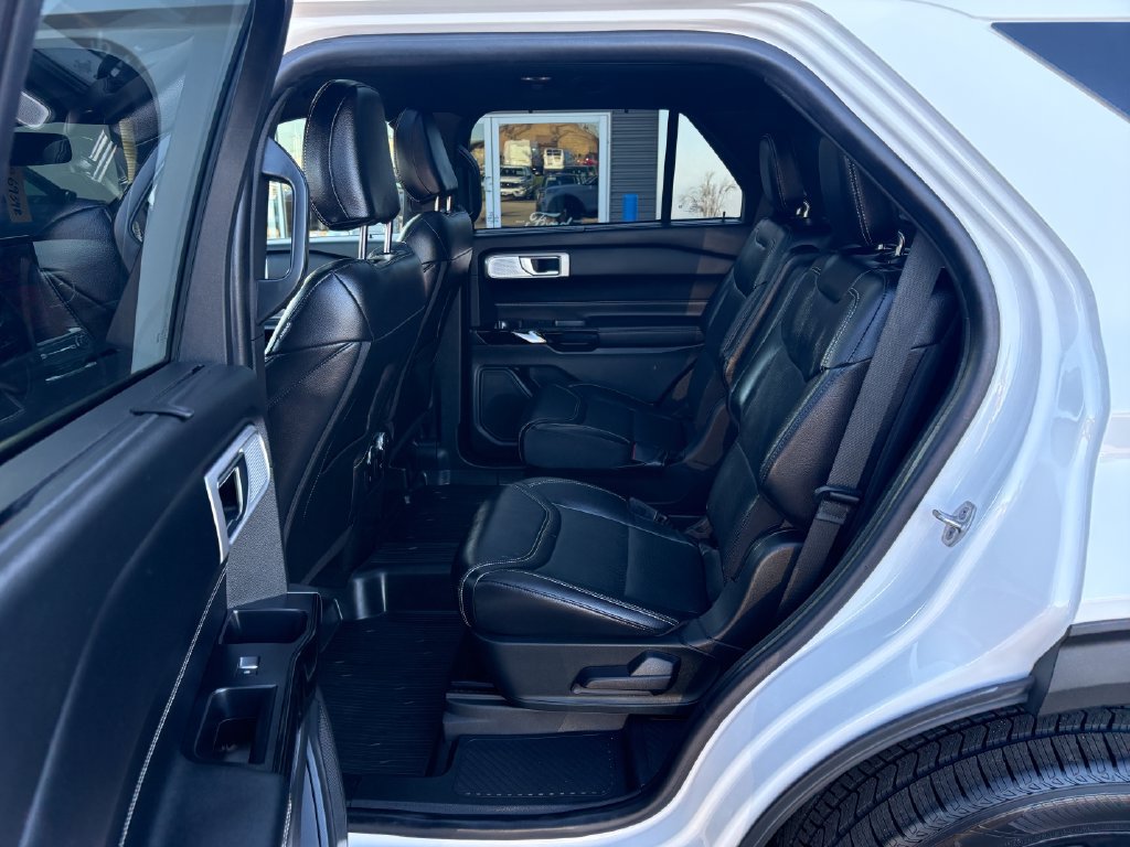 Used 2021 Ford Explorer ST w/ ST Street Pack AWD/4WD image 12