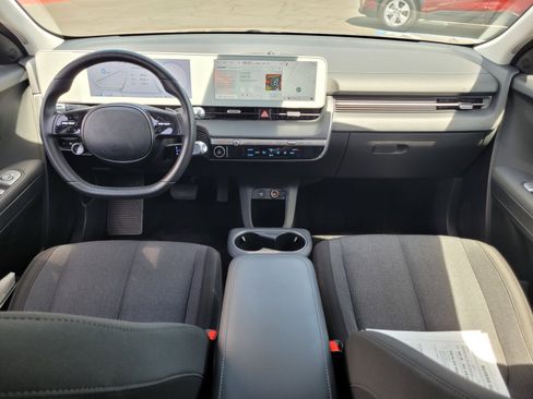 Used 2024 Hyundai Ioniq 5 SEL RWD image 16