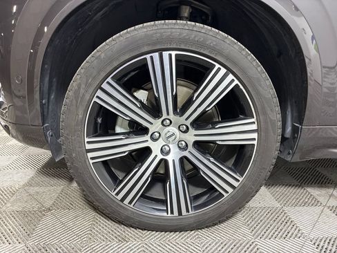Used 2024 Volvo XC90 B5 Plus AWD/4WD image 6