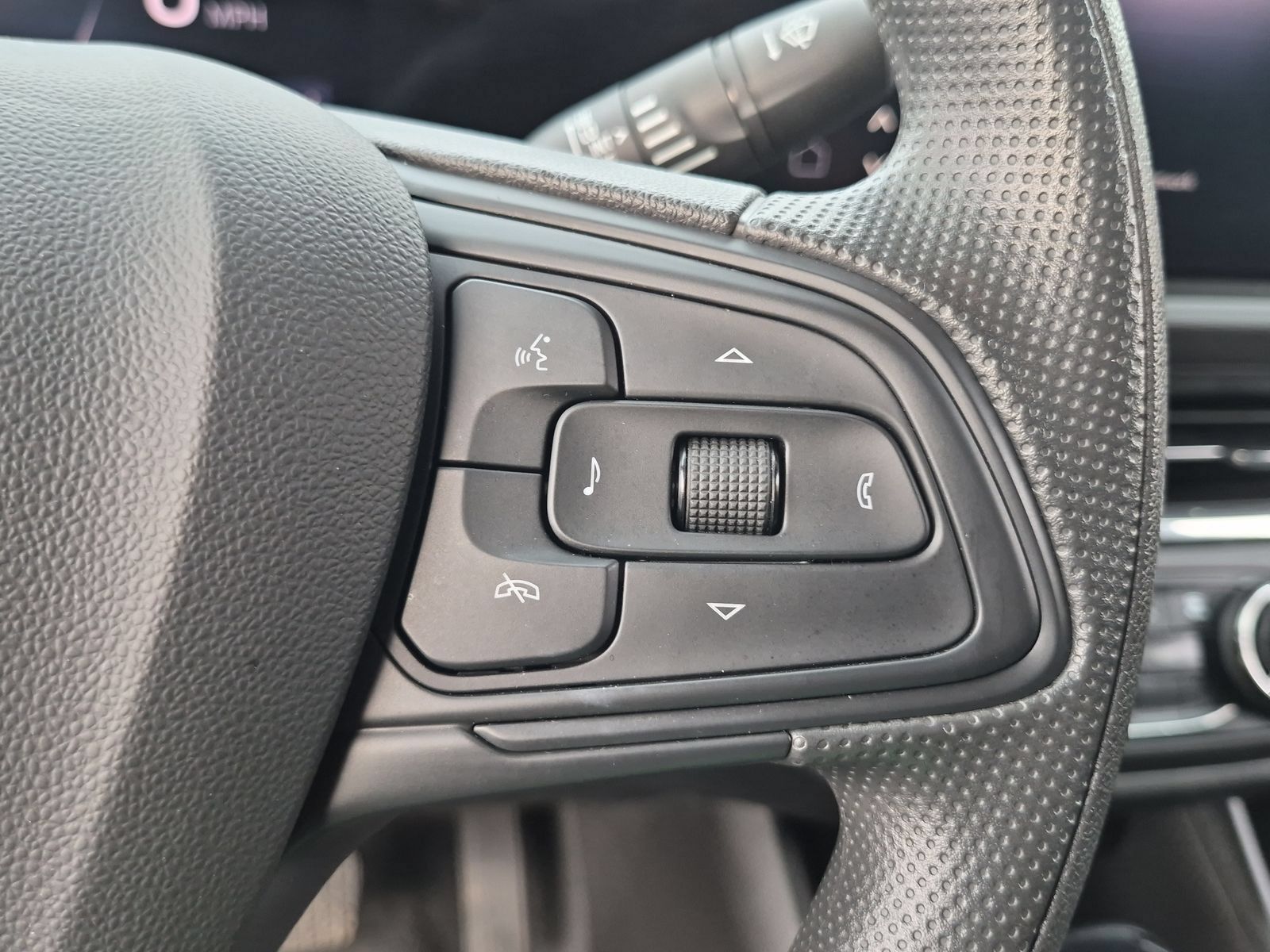 Used 2026 Buick Envista Preferred FWD image 24