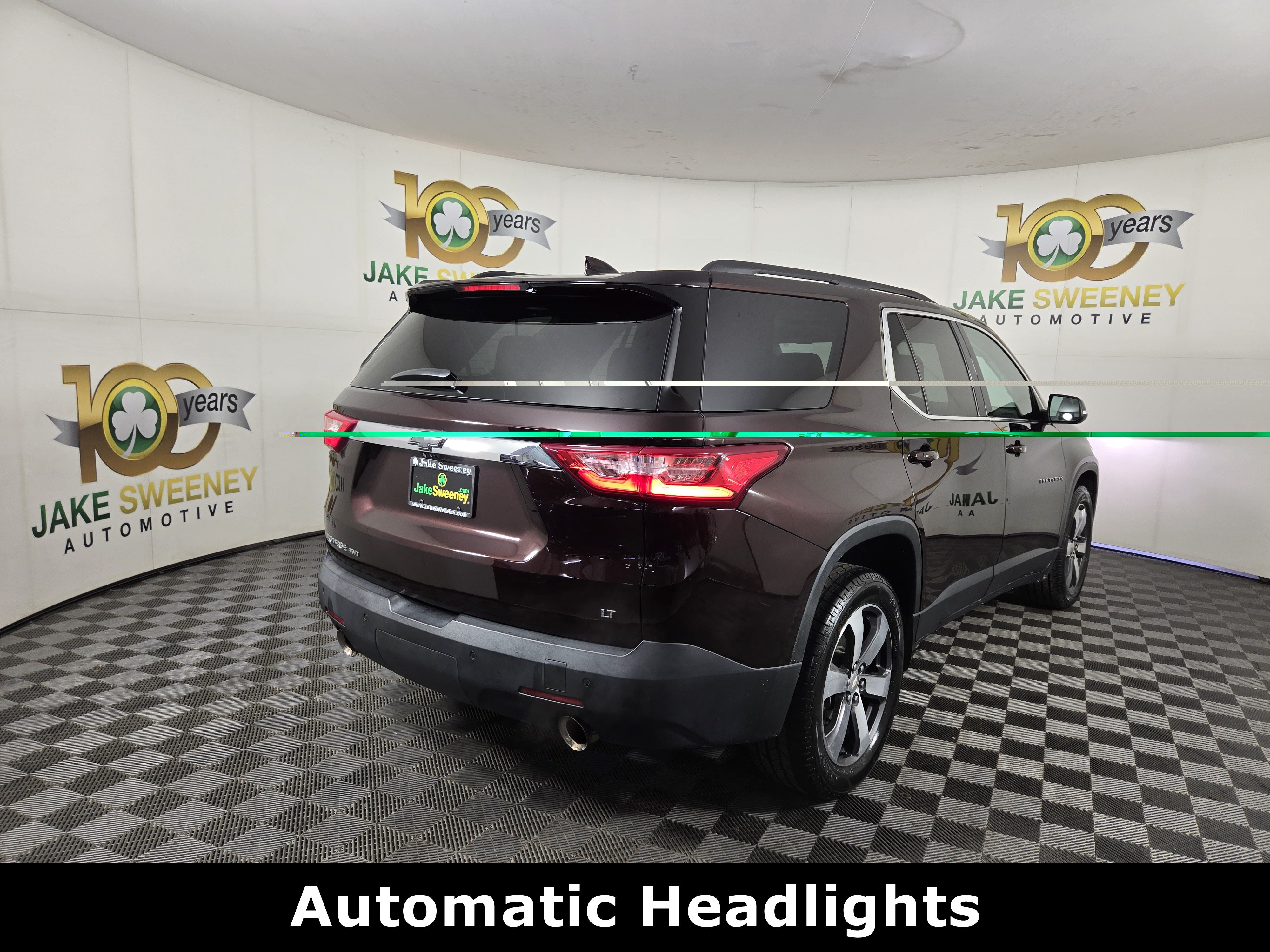 Used 2021 Chevrolet Traverse LT w/ LT Premium Package AWD/4WD image 9