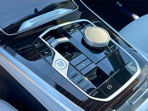 Used 2026 BMW X5 sDrive40i w/ Climate Comfort Package image 14