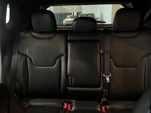 Used 2025 Jeep Compass Limited AWD/4WD image 38