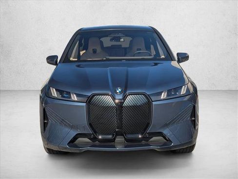 New 2026 BMW iX xDrive45 image 6
