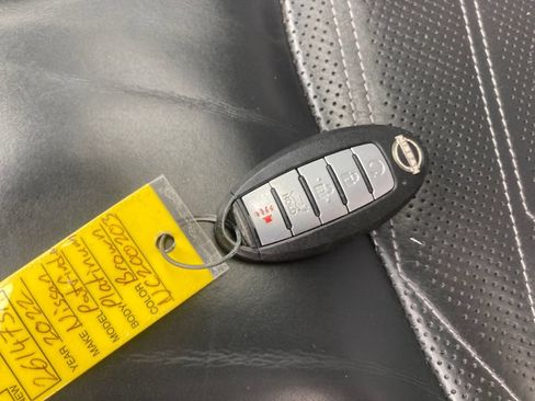 Used 2022 Nissan Pathfinder Platinum w/ Cargo Package AWD/4WD image 36