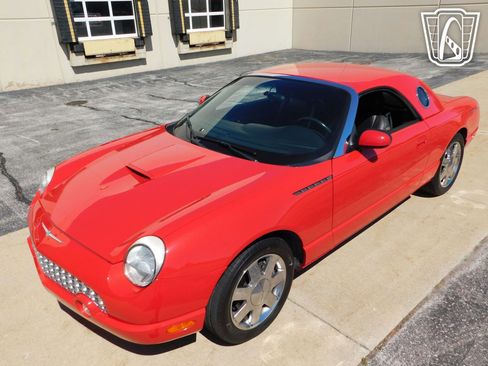 Used 2002 Ford Thunderbird image 4