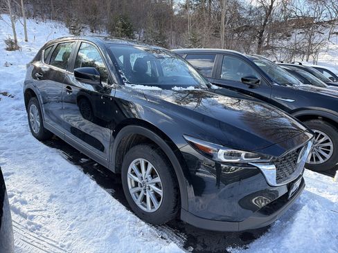 Used 2023 MAZDA CX-5 AWD 2.5 S image 2